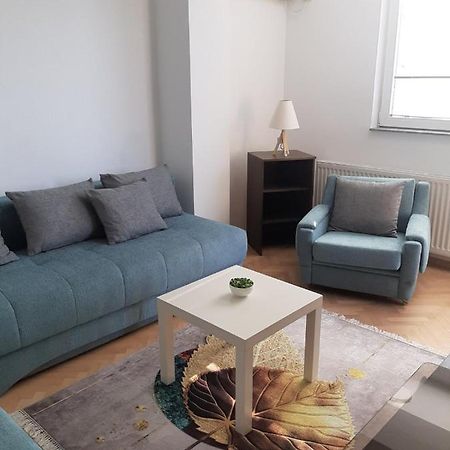 Iv2020 Apartment Skopje Ngoại thất bức ảnh
